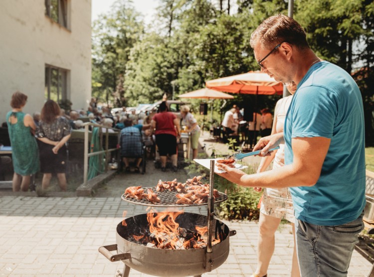 Zahradní slavnost v Centru sociálních služeb Emausy