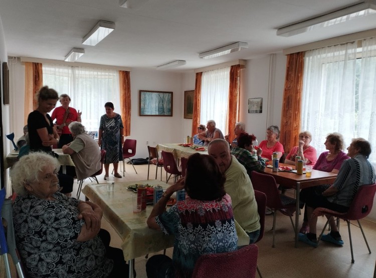 Společenské odpoledne v Domě s pečovatelskou službou v Trhových Svinech