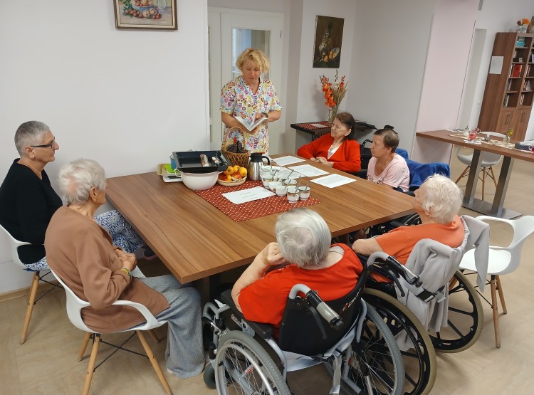 Smyslová aktivizace v Centru sociálních služeb Emausy