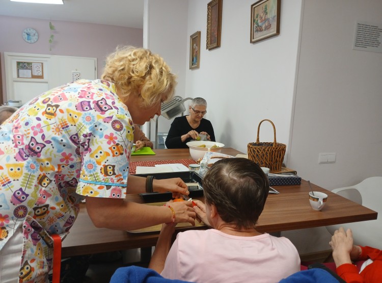 Smyslová aktivizace v Centru sociálních služeb Emausy