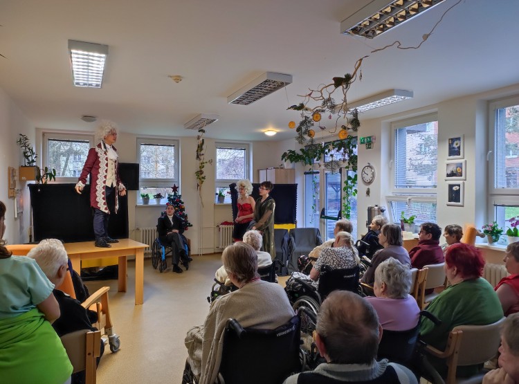 Představení Amadeus v Centru sociálních služeb Domus