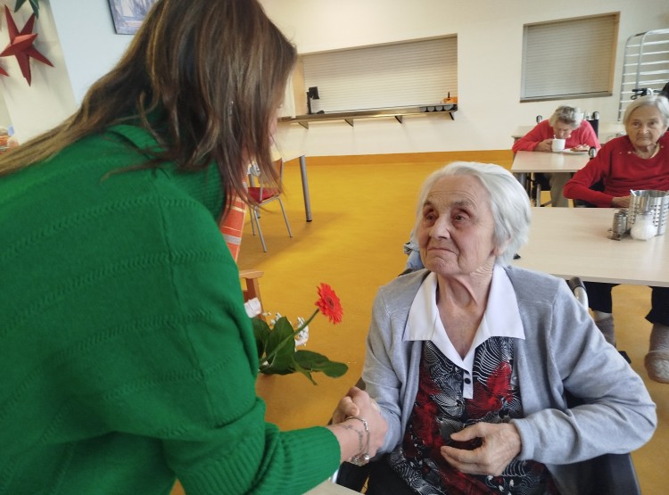 Narozeninová oslava v Domově pro seniory Vysoké Mýto