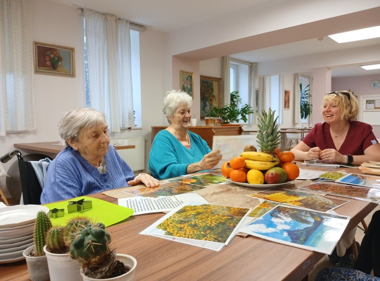 Exotické ovoce v Centru sociálních služeb Emausy